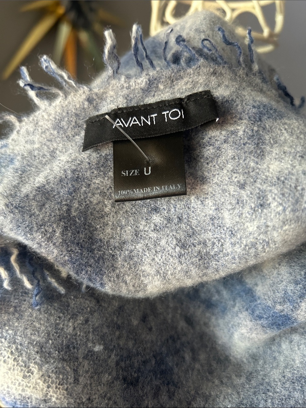 Avant Toi Blue and White Ombre Casmere Scarf with Fringe - Picture 2 of 3